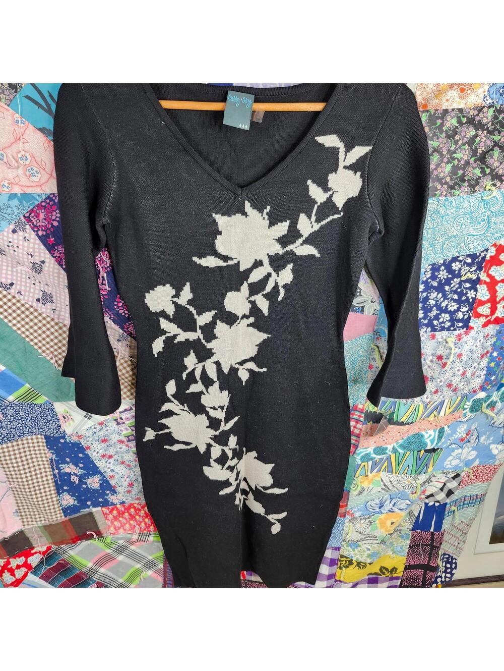 Curvy Style Black Long Sleeve Dress Floral Pattern Size Small Gabby Style